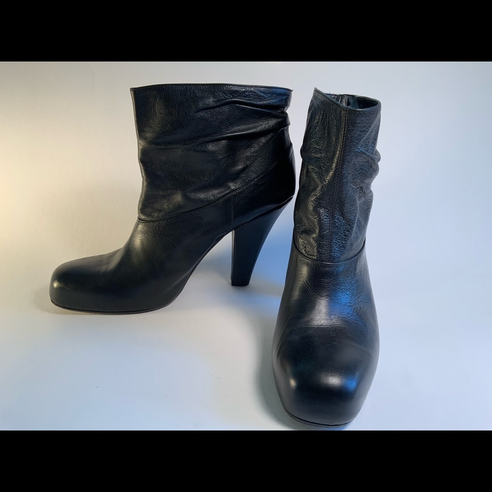 Vero Cuoio boot heels